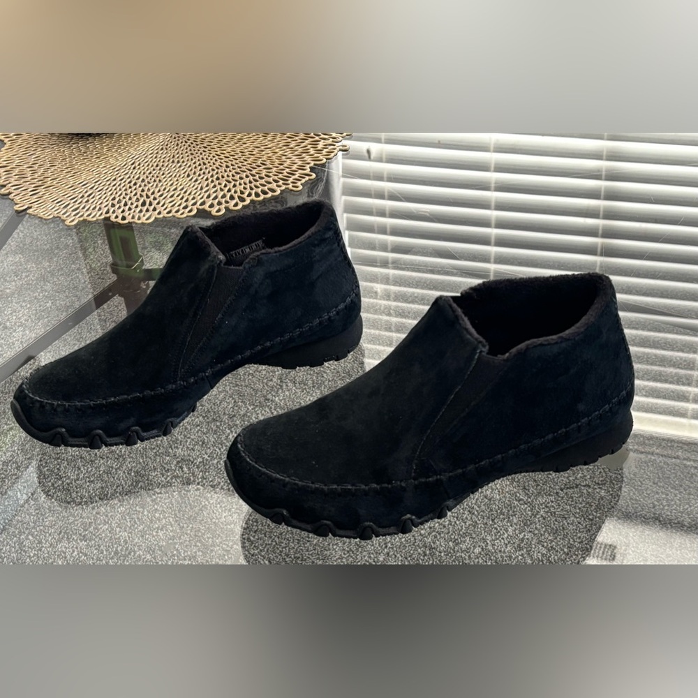 SKETCHERS Relaxed Fit Suede Ankle Boots | Spirit Animal BLK Moccasin Style |Sz.8